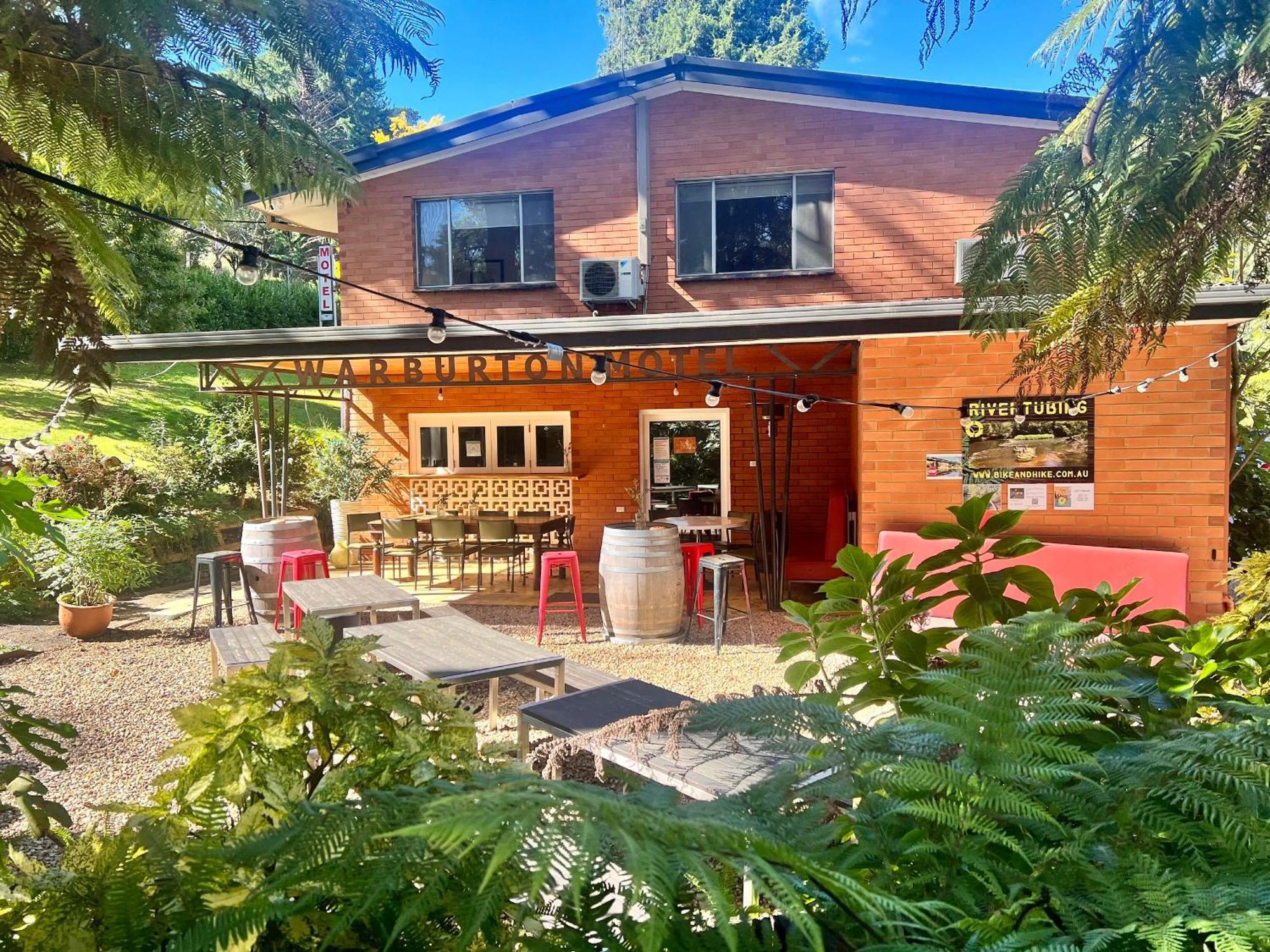 The Warby, Where Mid-Century Style Meets The Mountains Warburton Εξωτερικό φωτογραφία